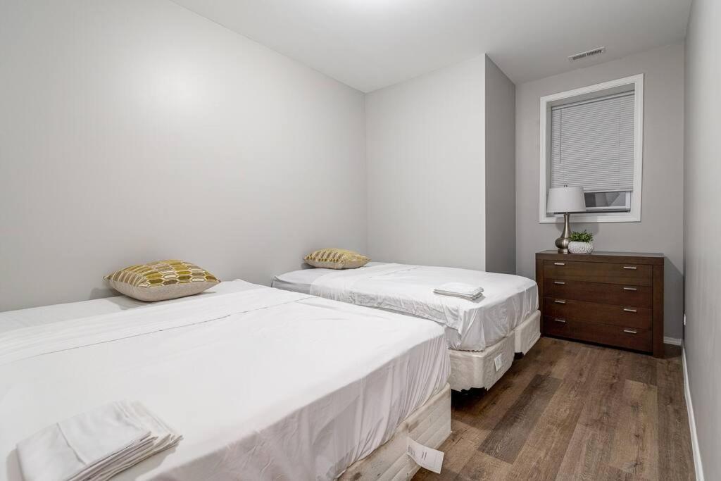 Suite 1 On Southport 4 Queen Beds Chicago Esterno foto