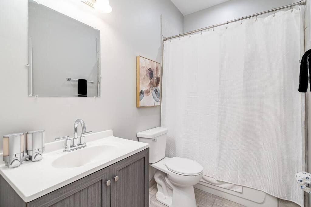 Suite 1 On Southport 4 Queen Beds Chicago Esterno foto